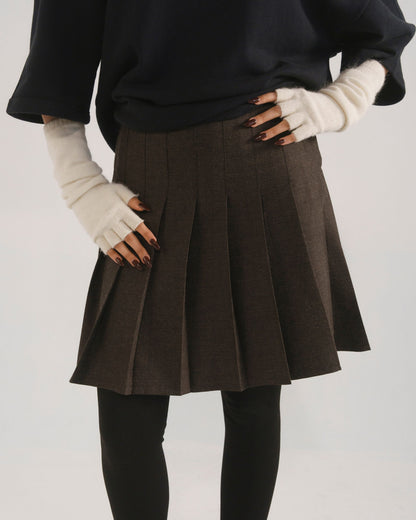 CLASSIC PLEATED SKIRT