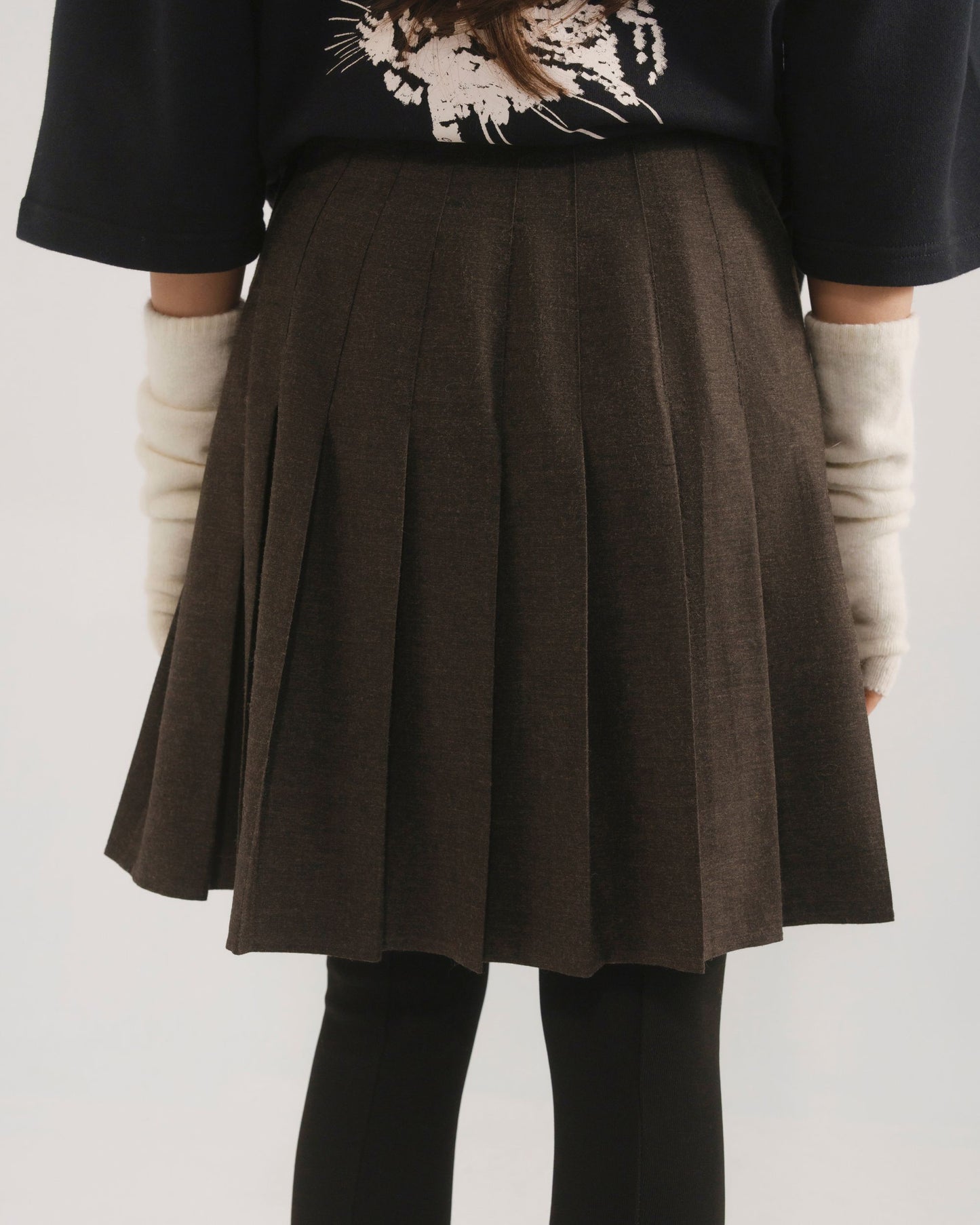CLASSIC PLEATED SKIRT
